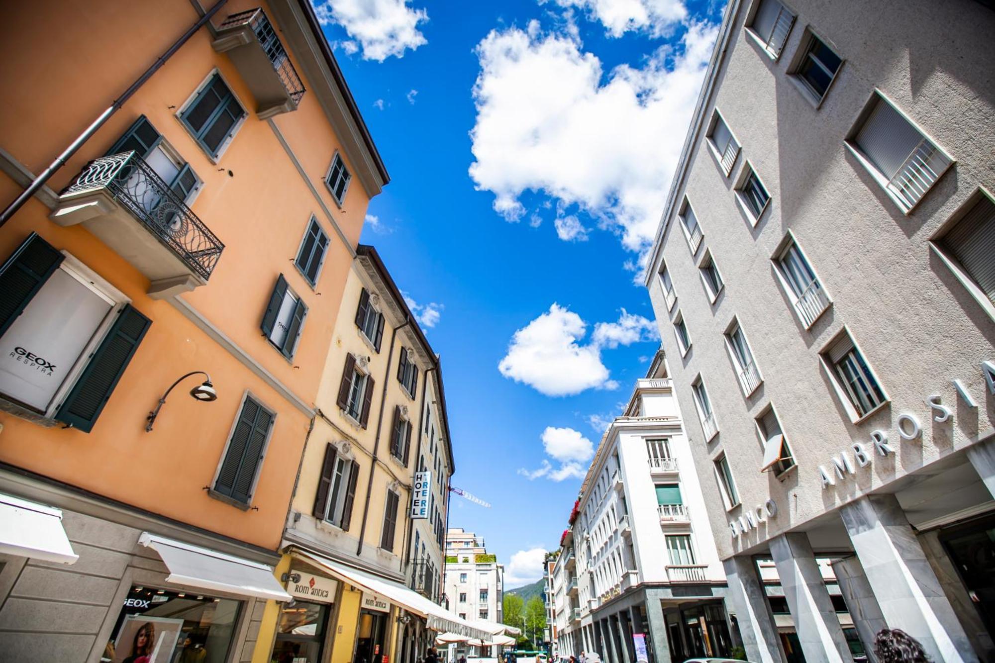 The Goose House * Como